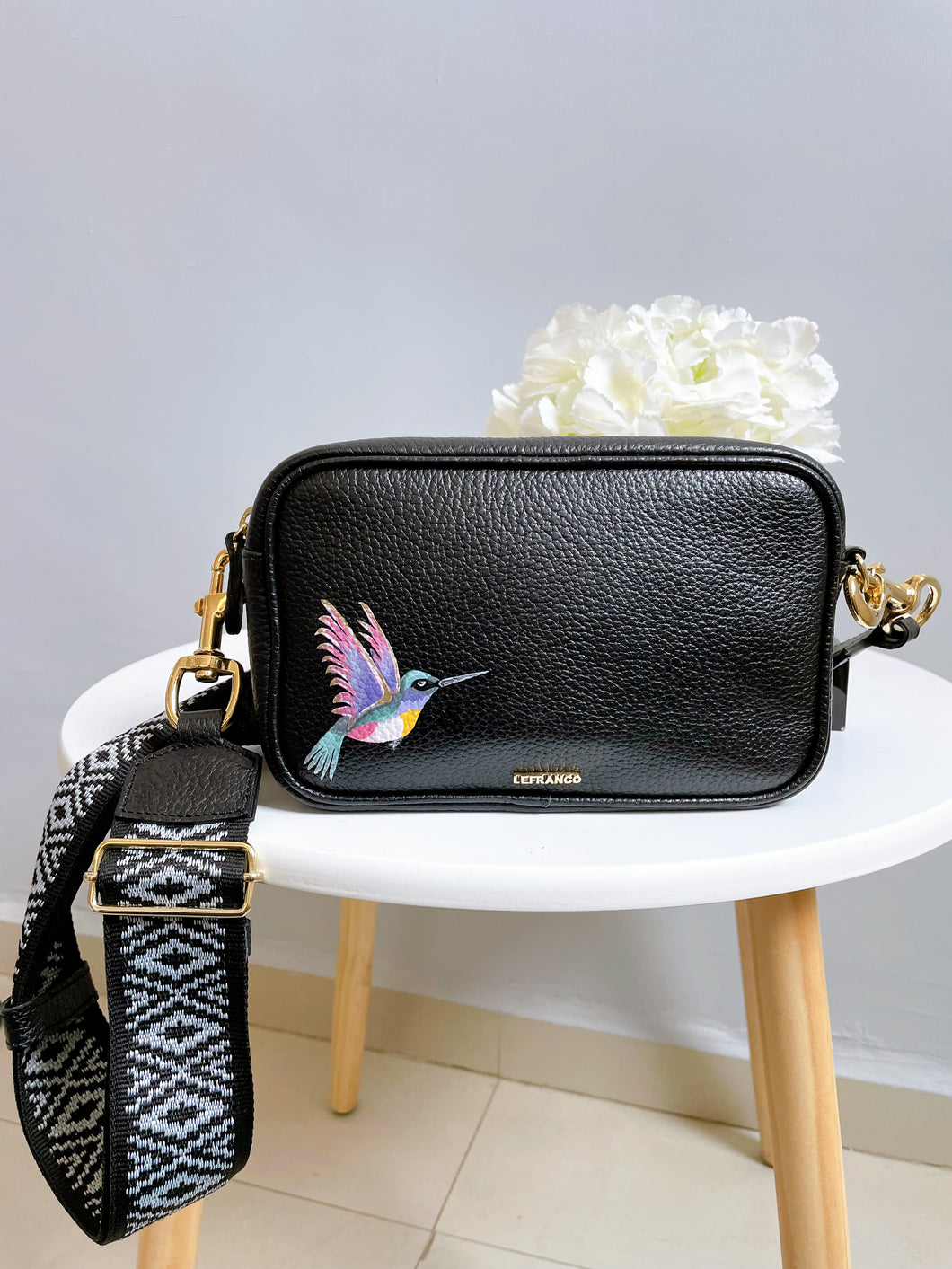 Moonrise Bag negra diseño colibrí